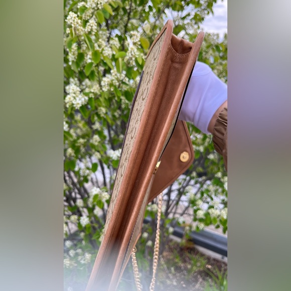 Authentic Celine envelop bag - Picture 12 of 16